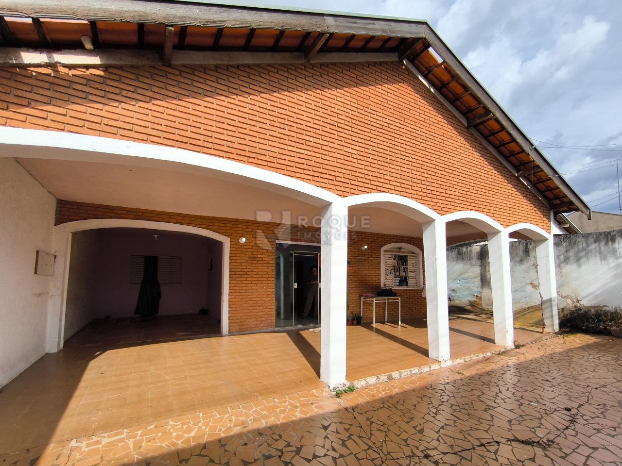 Casa Residencial à venda no bairro Jardim do Lago: FRENTE