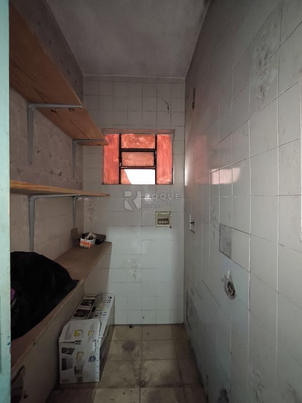 Casa Residencial à venda no bairro Jardim do Lago: DESPENSA