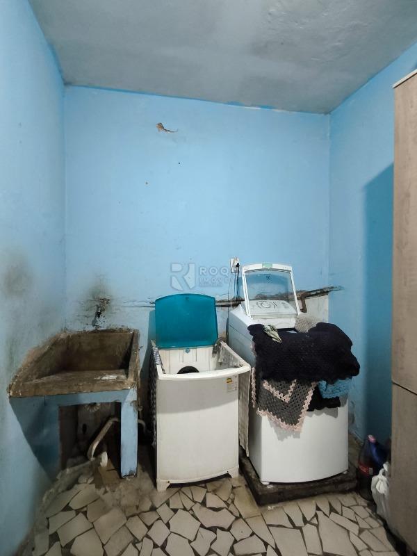 Casa Residencial à venda no bairro Jardim do Lago: LAVANDERIA