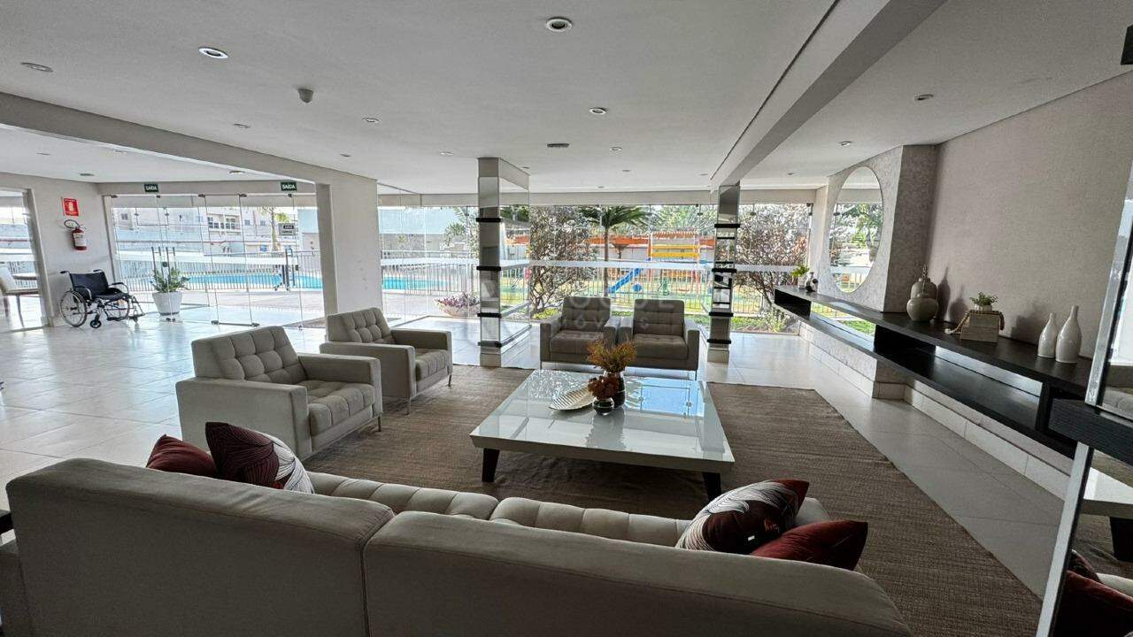 Apartamento à venda no bairro Chácaras Antonieta: 