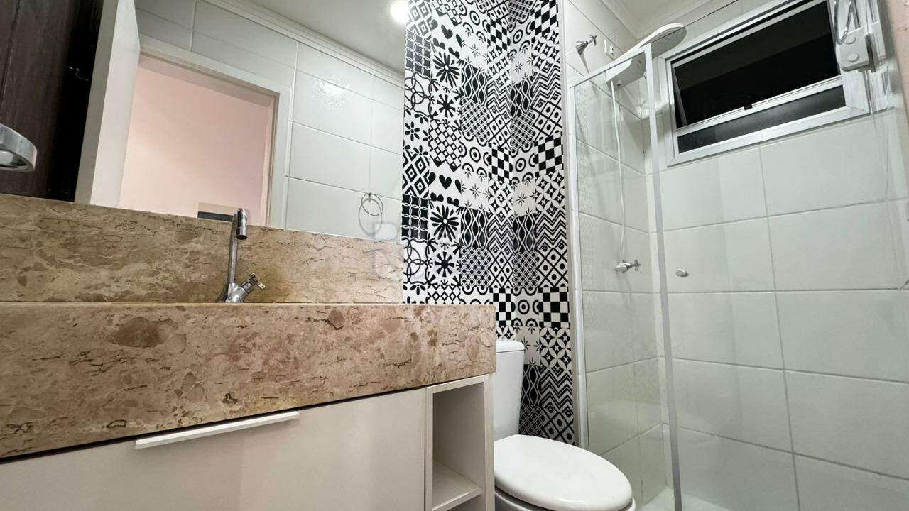 Apartamento à venda no bairro Chácaras Antonieta: 