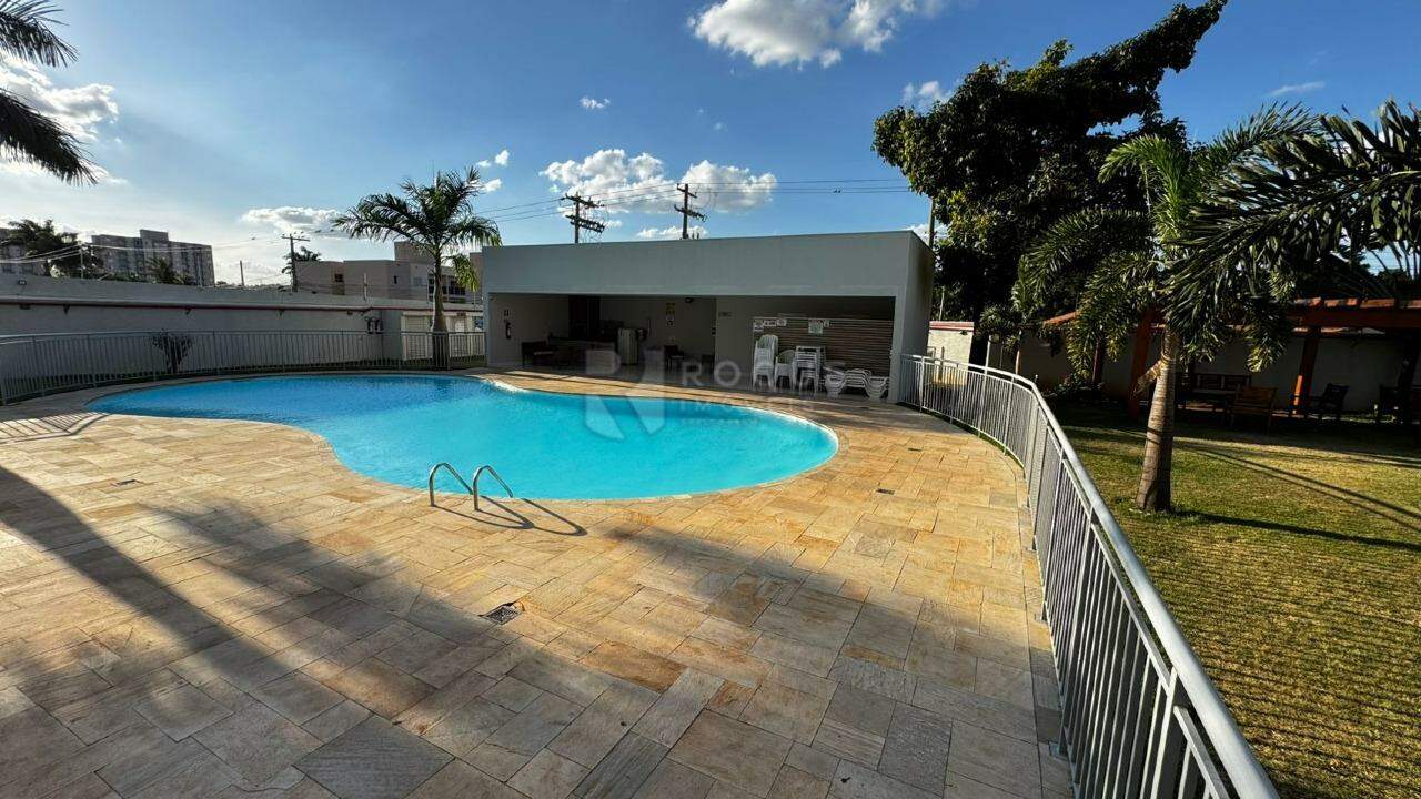 Apartamento à venda no bairro Chácaras Antonieta: 