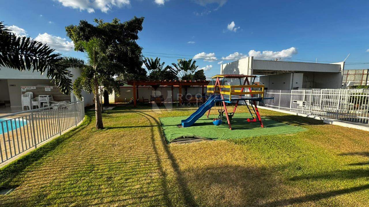 Apartamento à venda no bairro Chácaras Antonieta: 