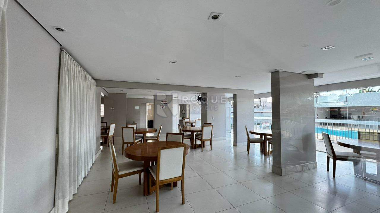 Apartamento à venda no bairro Chácaras Antonieta: 