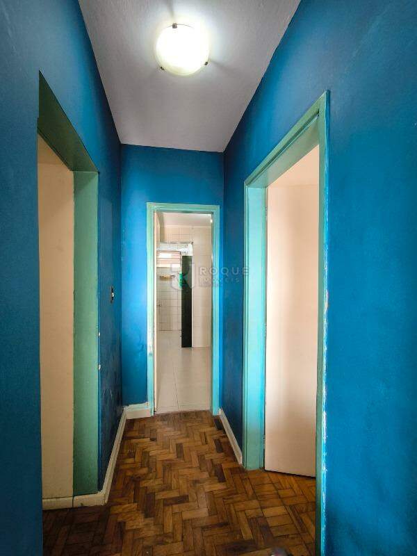 Apartamento à venda no bairro Centro: CORREDOR INTERNO