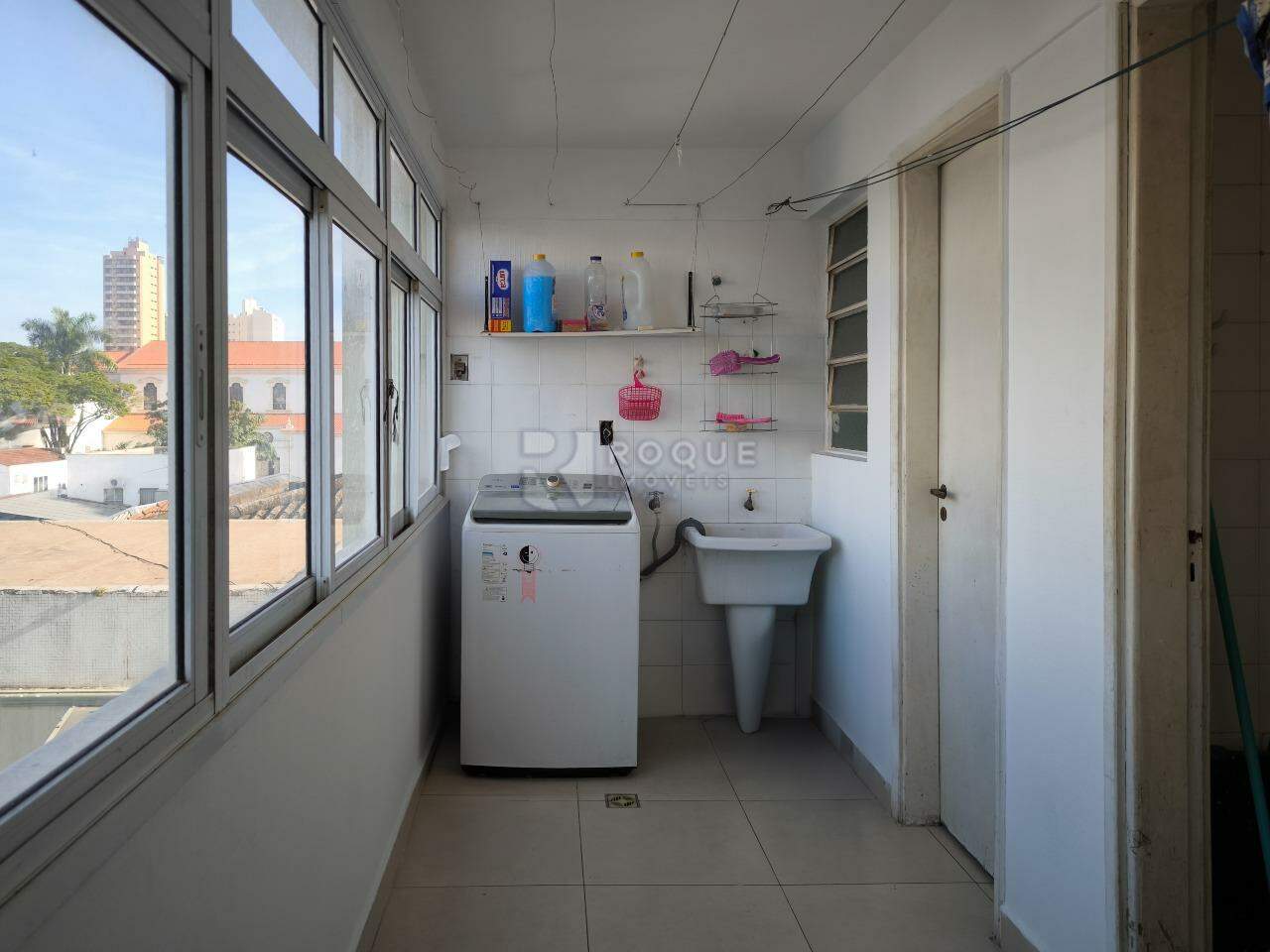 Apartamento à venda no bairro Centro: LAVANDERIA