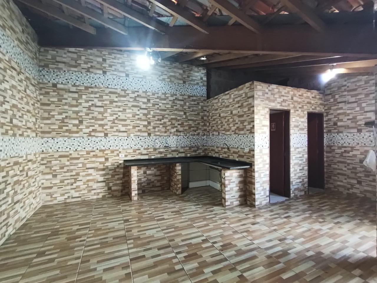 Casa Residencial para aluguel no bairro Jardim Residencial José Cortez: Fundos