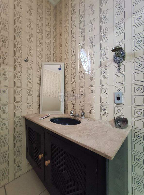 Casa Residencial para aluguel no bairro Cidade Jardim: WC suíte