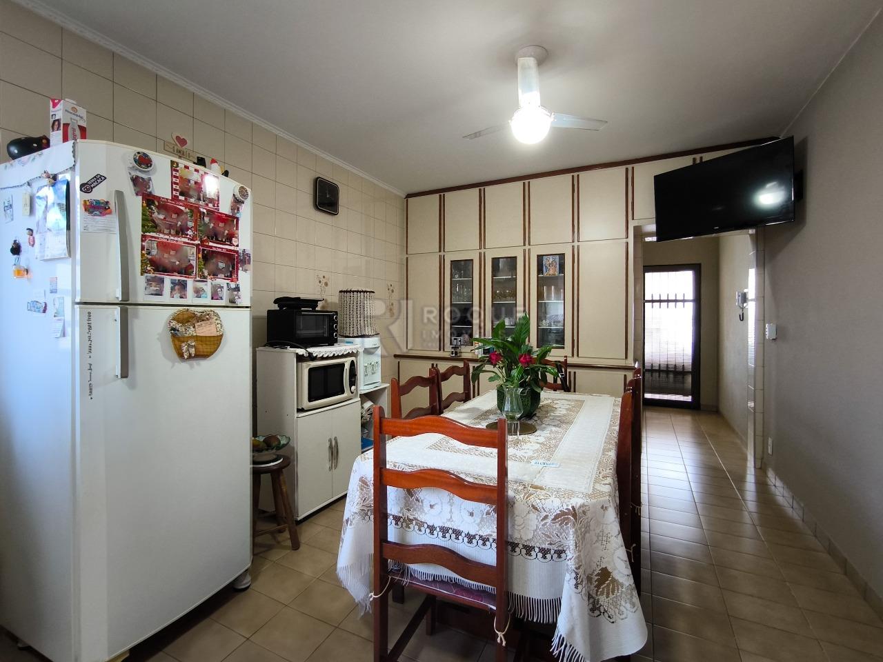 Casa Residencial à venda no bairro Vila Rocha: COZINHA