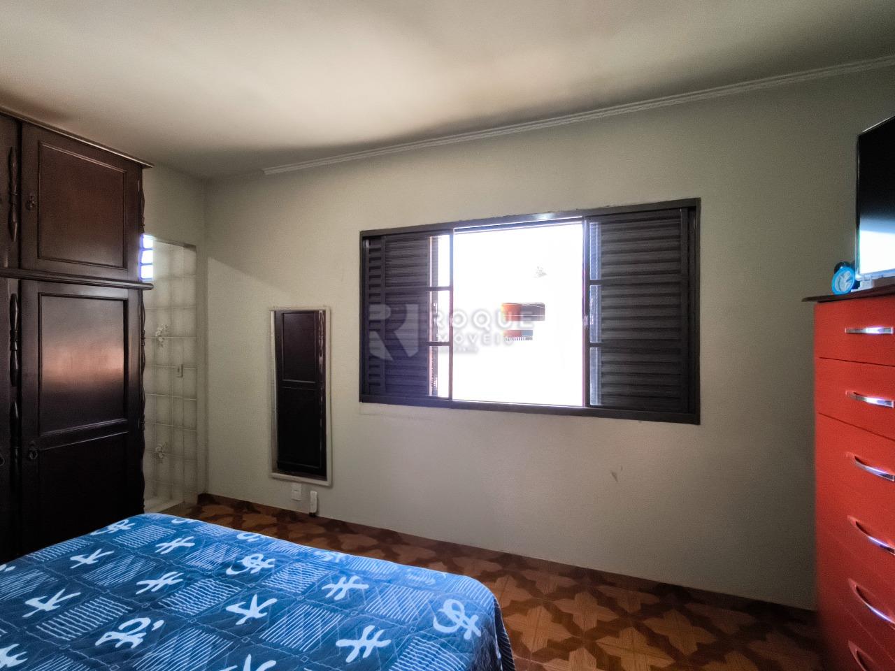 Casa Residencial à venda no bairro Vila Rocha: SUÍTE