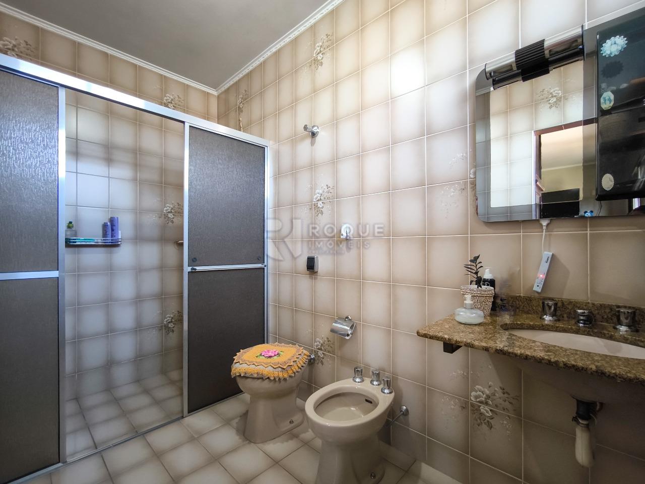 Casa Residencial à venda no bairro Vila Rocha: WC SUÍTE