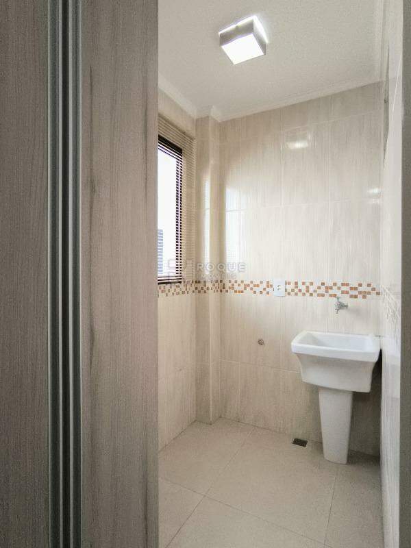 Apartamento à venda no bairro Jardim Ouro Verde: LAVANDERIA