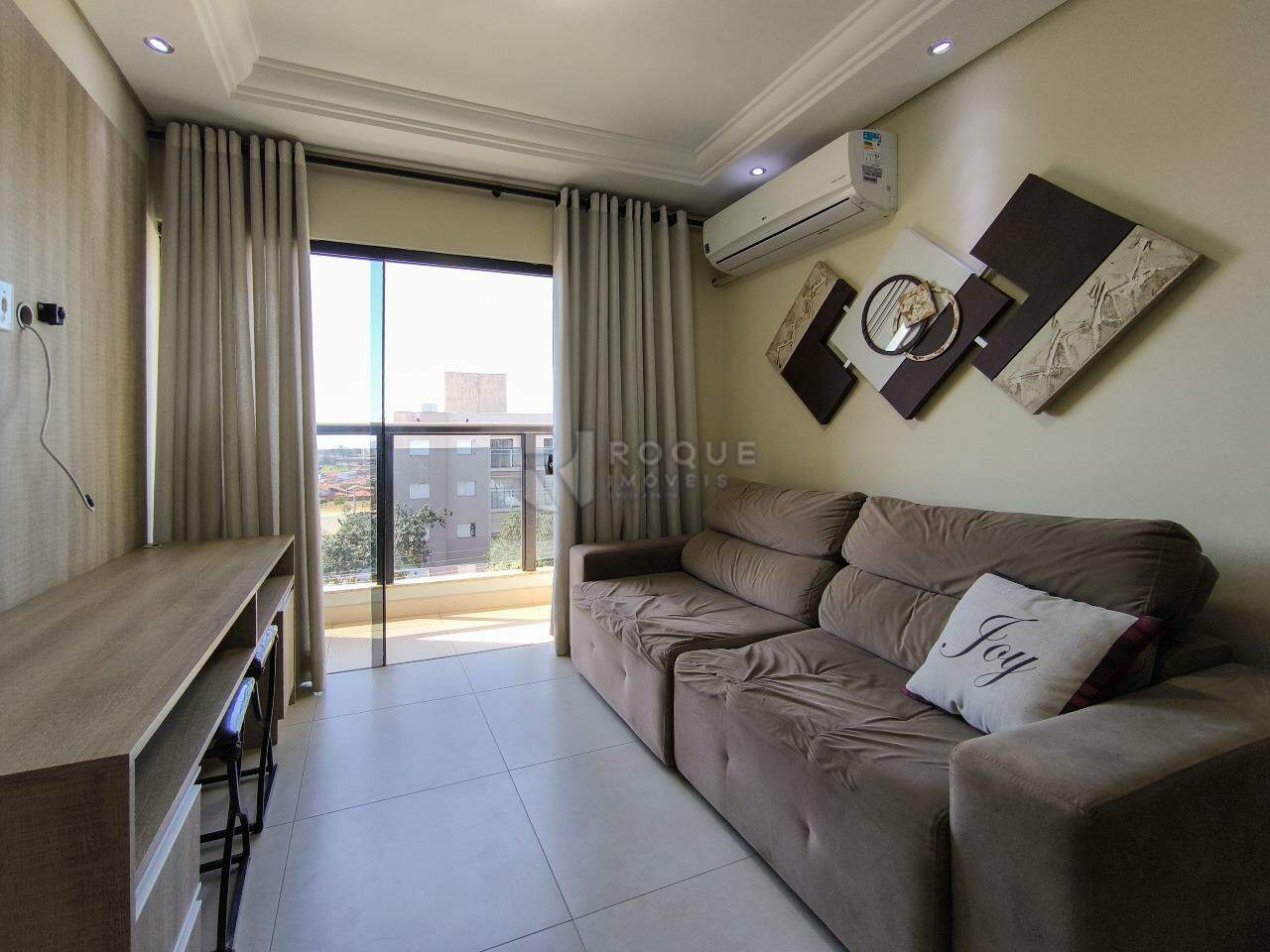 Apartamento à venda no bairro Jardim Ouro Verde: SALA DE ESTAR