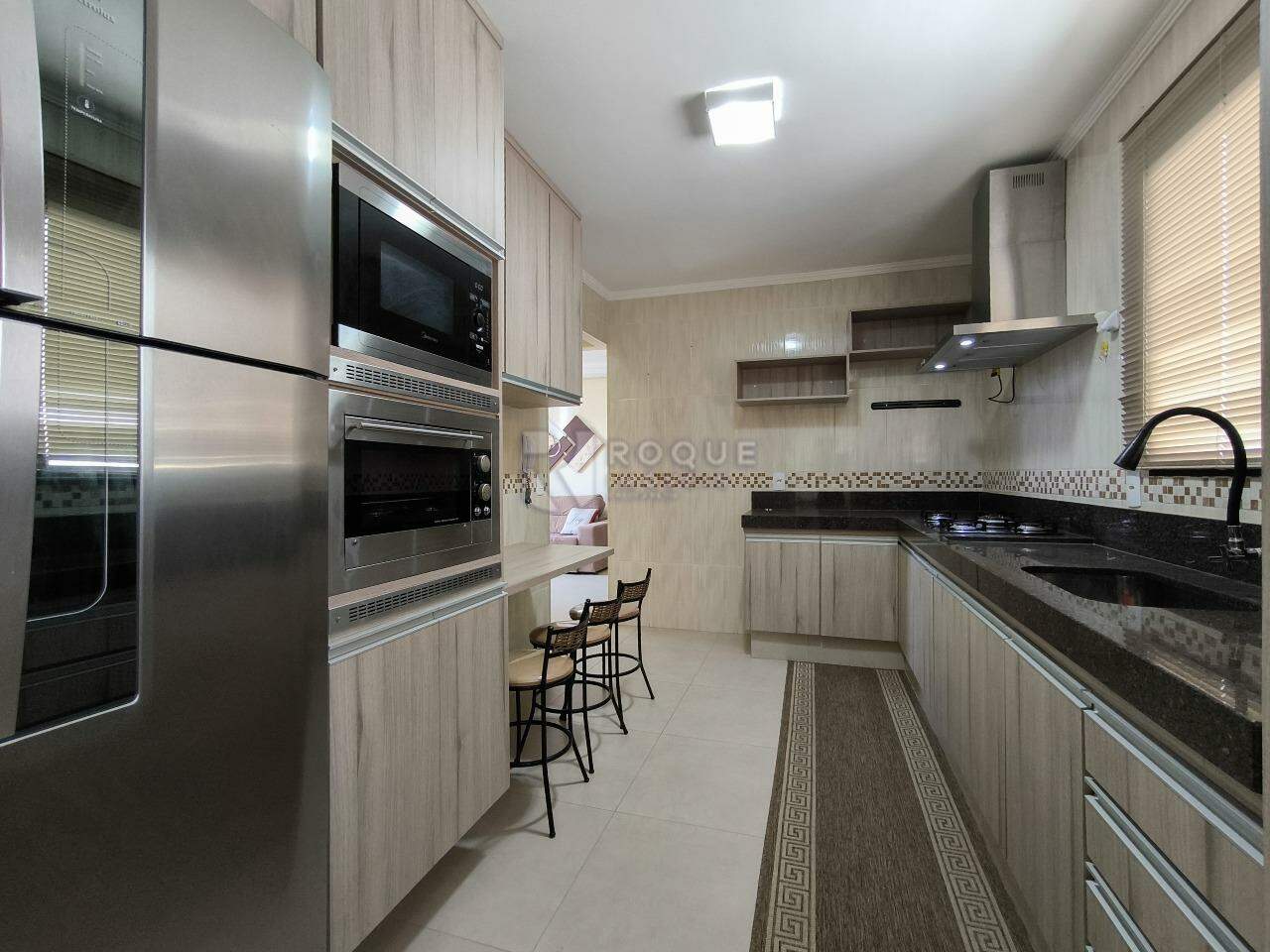 Apartamento à venda no bairro Jardim Ouro Verde: COZINHA