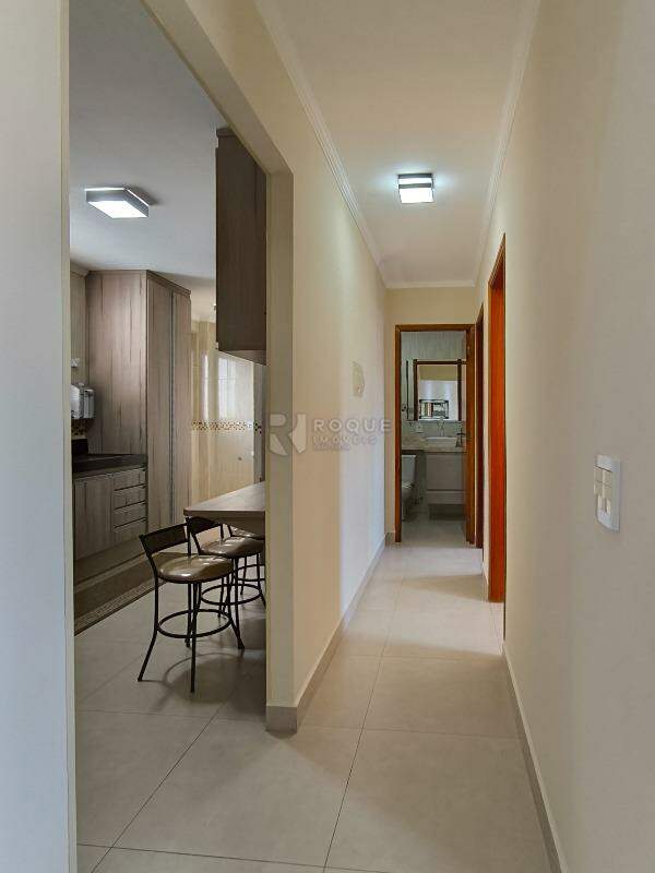 Apartamento à venda no bairro Jardim Ouro Verde: CORREDOR INTERNO