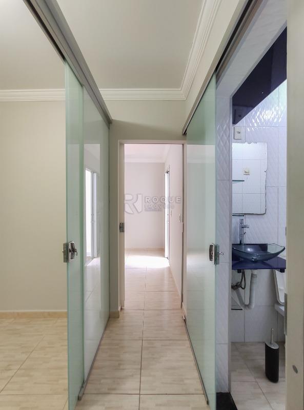 Casa Comercial à venda no bairro Jardim Nova Europa: Hall 