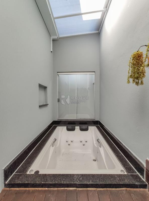 Casa Comercial à venda no bairro Jardim Nova Europa: Hidromassagem suíte 2