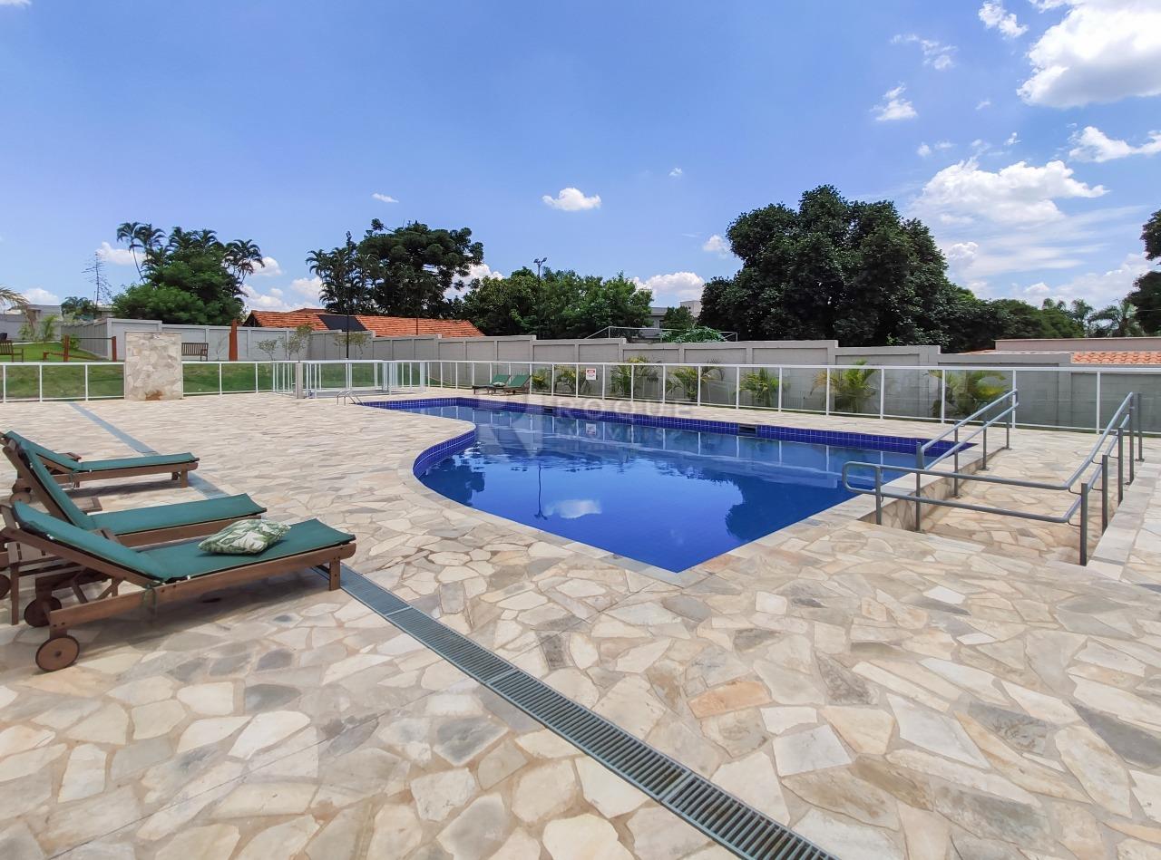 Apartamento à venda no bairro Vale das Esmeraldas: Área do condomínio 