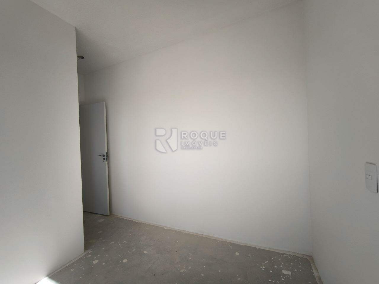 Apartamento à venda no bairro Jardim Esteves: SUÍTE
