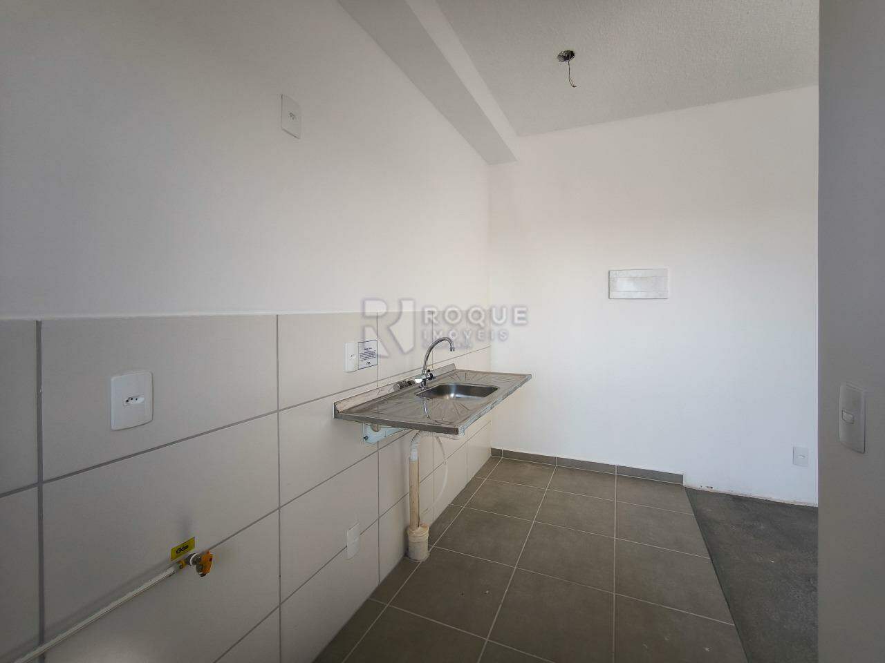 Apartamento à venda no bairro Jardim Esteves: COZINHA