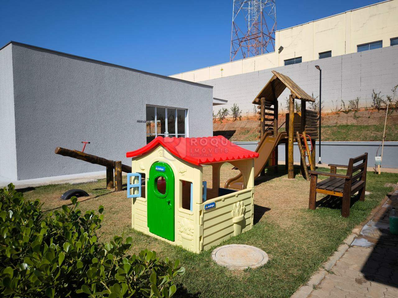 Apartamento à venda no bairro Jardim Esteves: PLAYGROUND