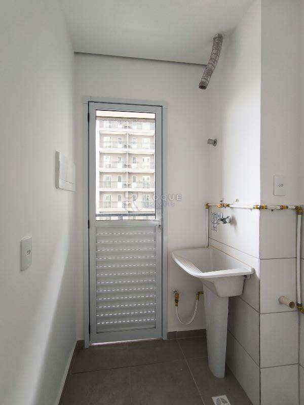 Apartamento à venda no bairro Jardim Esteves: LAVANDERIA