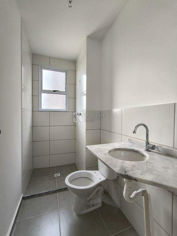 Apartamento à venda no bairro Jardim Esteves: WC SUÍTE