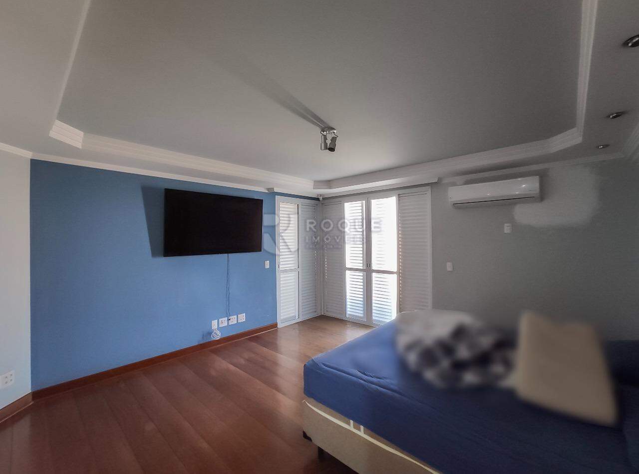 Casa Comercial para aluguel no bairro Centro: Suíte 3 segundo andar