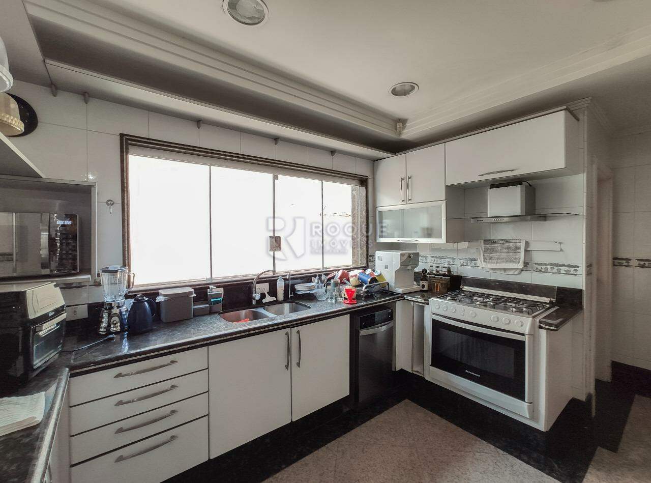 Casa Comercial para aluguel no bairro Centro: Cozinha