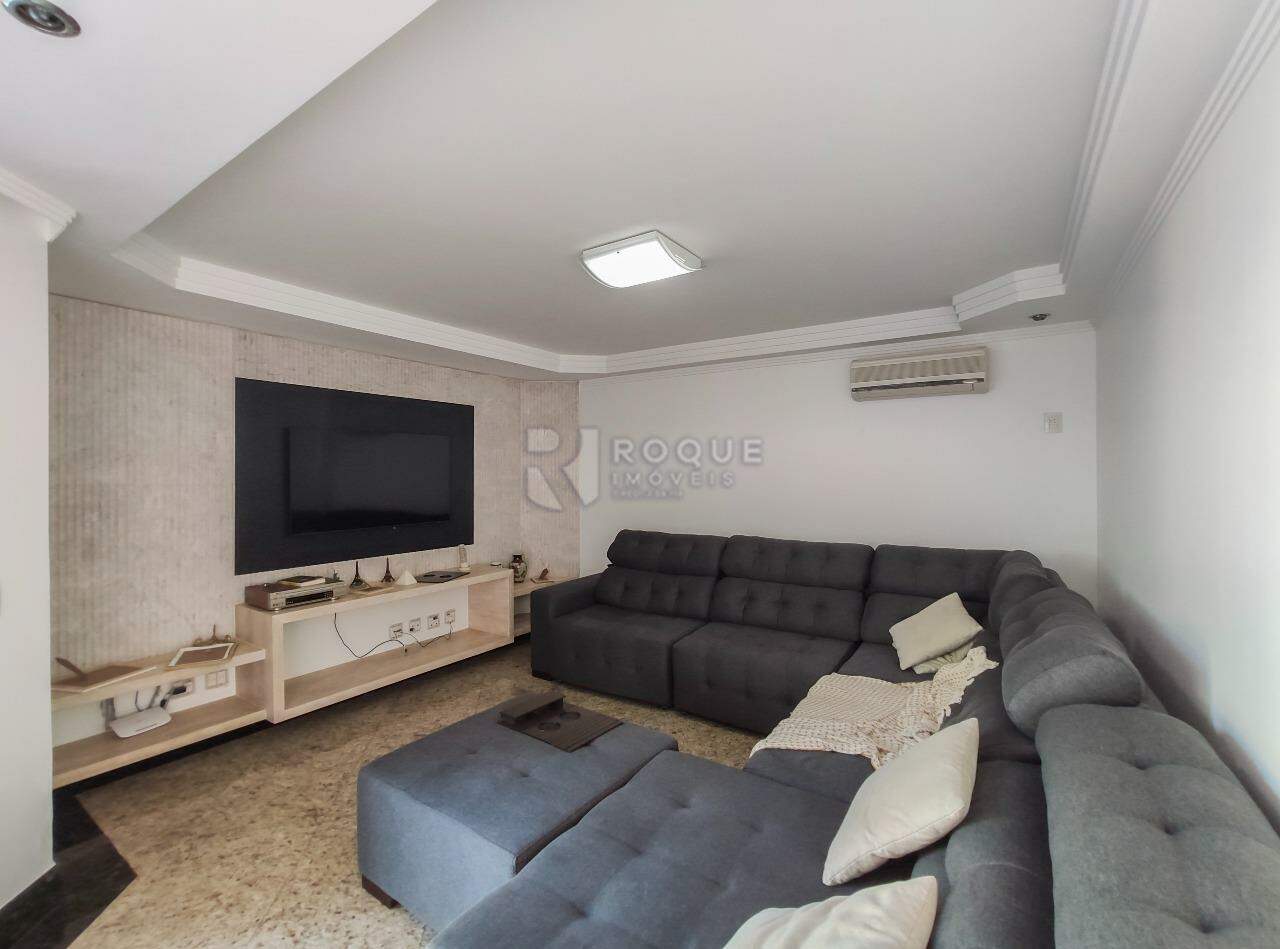 Casa Comercial para aluguel no bairro Centro: Sala de TV