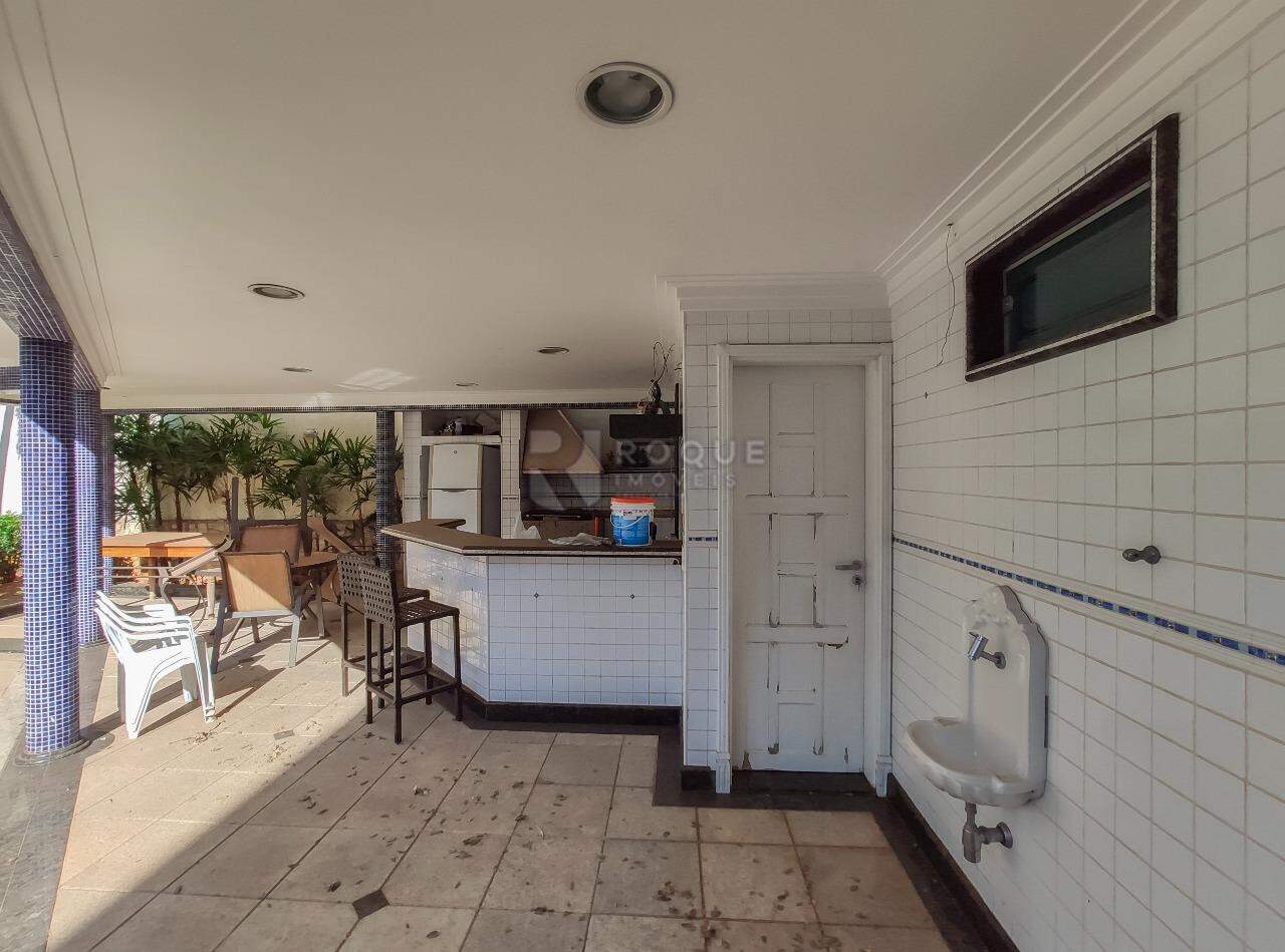 Casa Comercial para aluguel no bairro Centro: Área gourmet / Churrasqueira