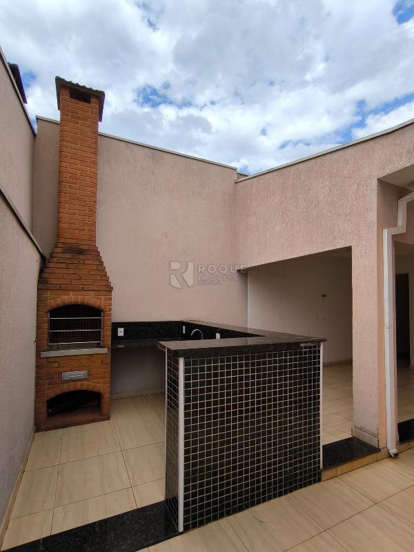 Casa em condomínio à venda no bairro Parque Residencial Roland: CHURRASQUEIRA