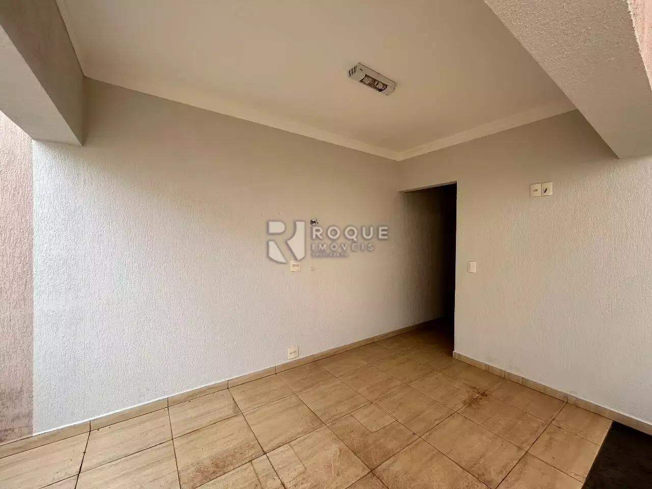 Casa em condomínio à venda no bairro Parque Residencial Roland: 