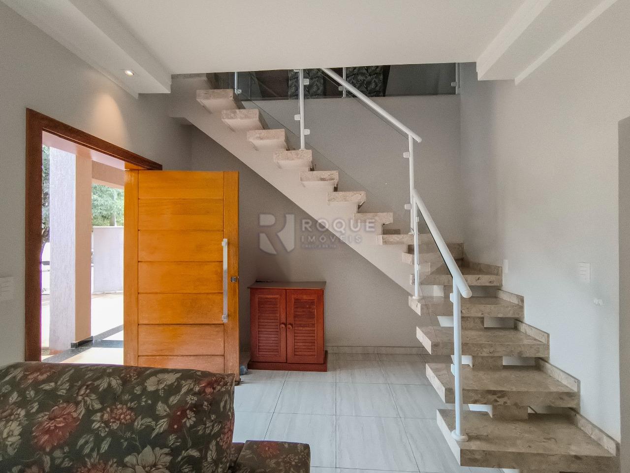 Casa em condomínio à venda no bairro Parque Residencial Roland: SALA DE ESTAR