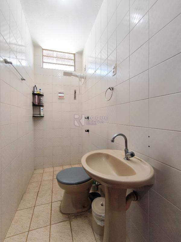 Casa Residencial à venda no bairro Jardim Ouro Verde: WC SUÍTE
