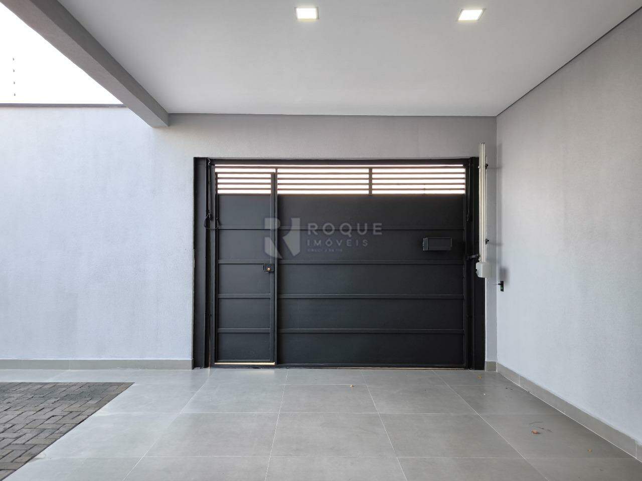 Casa Residencial à venda no bairro Jardim Marajoara: PORTÃO ELETRÔNICO