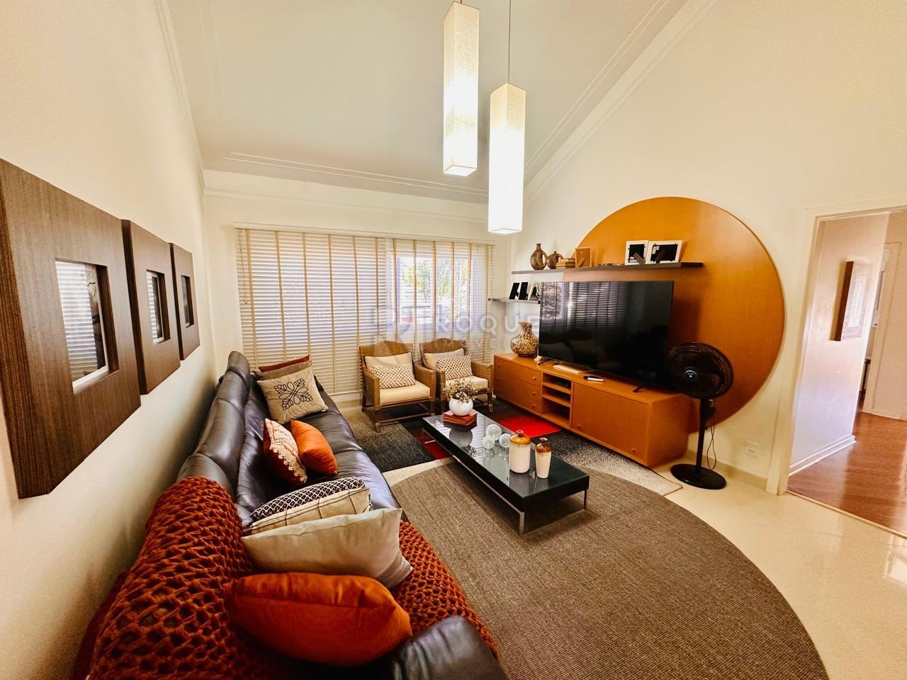 Casa em condomínio à venda no bairro Jardim Colinas de São João: SALA TV