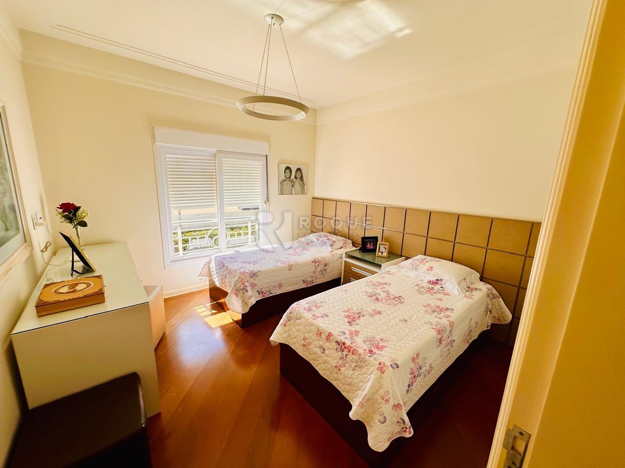 Casa em condomínio à venda no bairro Jardim Colinas de São João: DORMITÓRIO 2