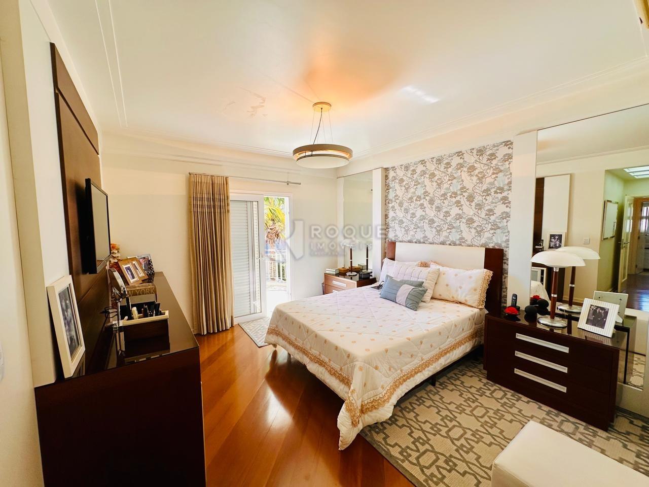 Casa em condomínio à venda no bairro Jardim Colinas de São João: SUITE 