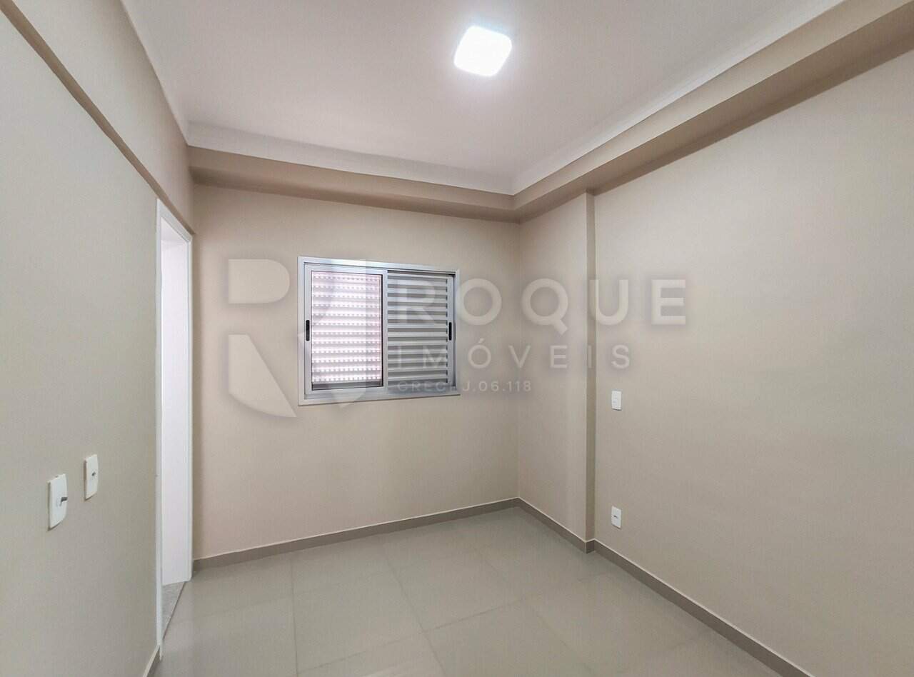 Apartamento à venda no bairro Chácaras Antonieta: 