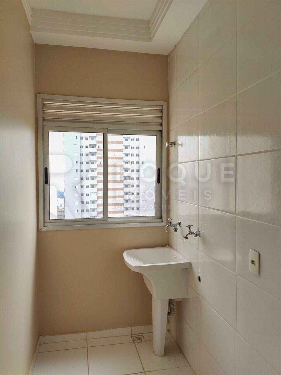 Apartamento à venda no bairro Chácaras Antonieta: 