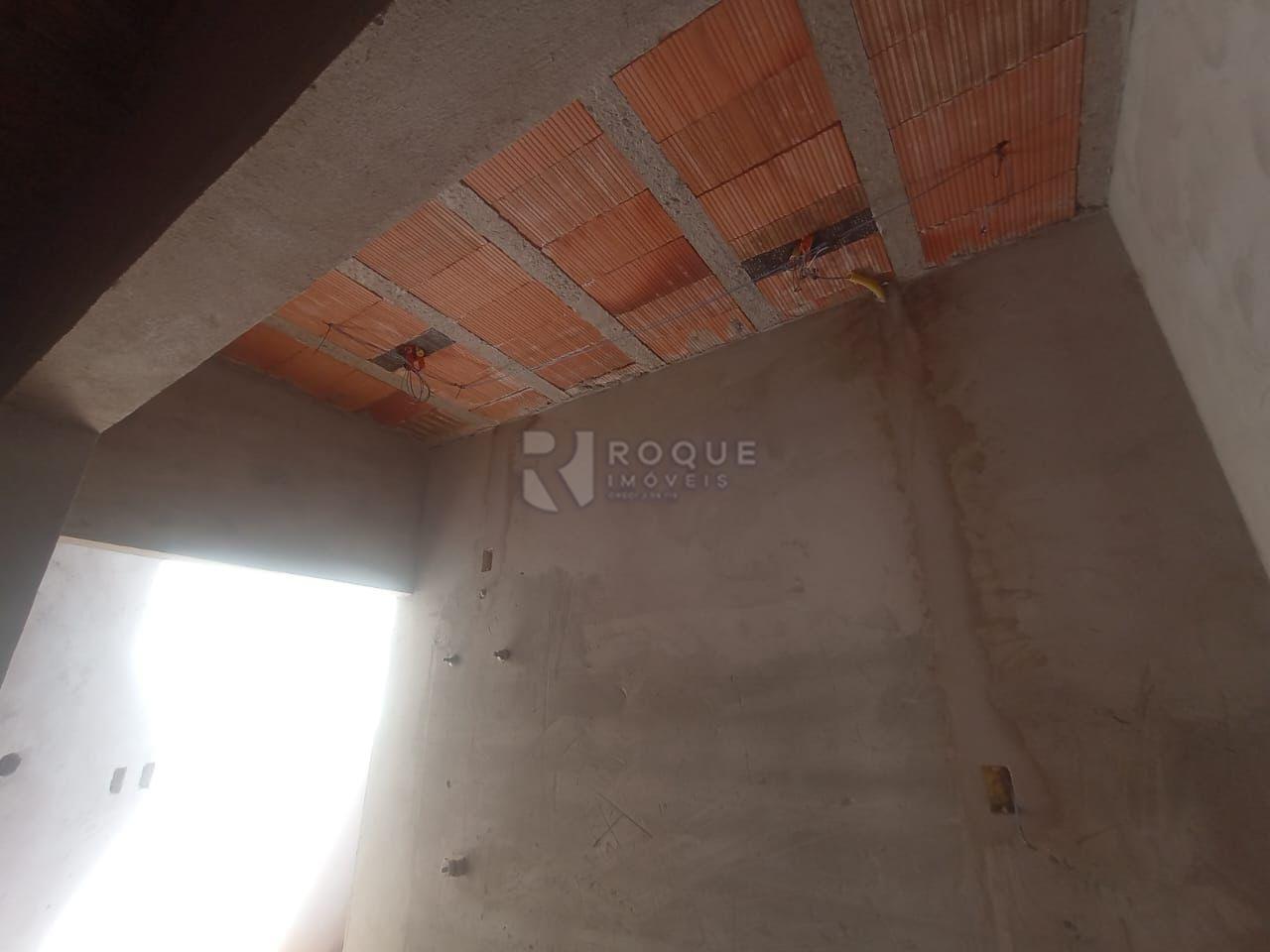 Casa em condomínio à venda no bairro Terras de São Bento I: 