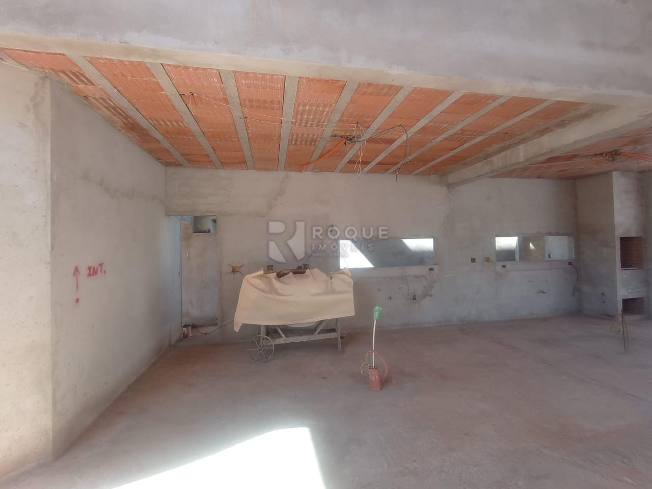 Casa em condomínio à venda no bairro Terras de São Bento I: 