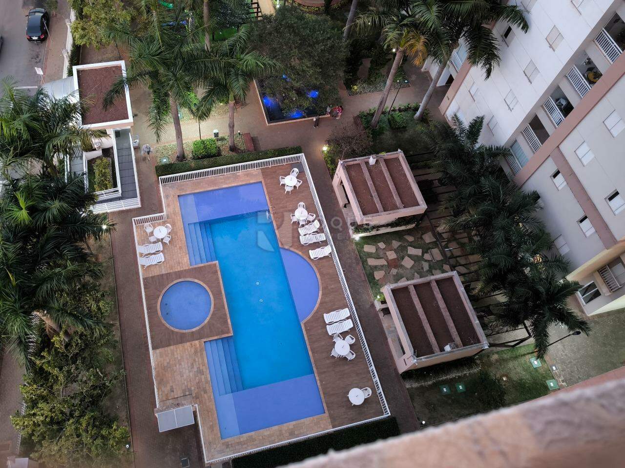 Apartamento à venda no bairro Desmembramento Oscar Antonio Breda: ÁREA EXTERNA