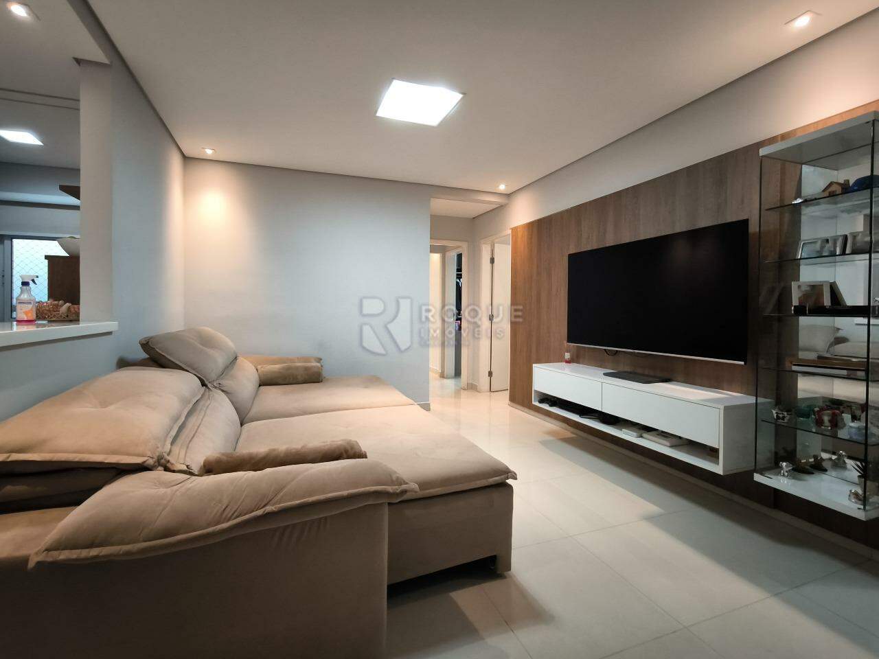 Apartamento à venda no bairro Desmembramento Oscar Antonio Breda: SALA DE ESTAR