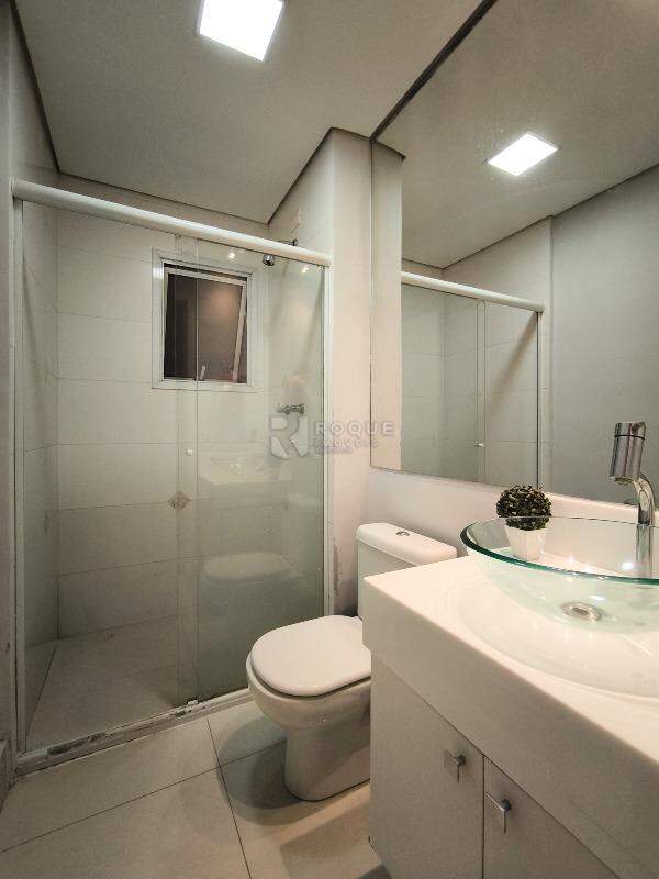 Apartamento à venda no bairro Desmembramento Oscar Antonio Breda: BANHEIRO SOCIAL