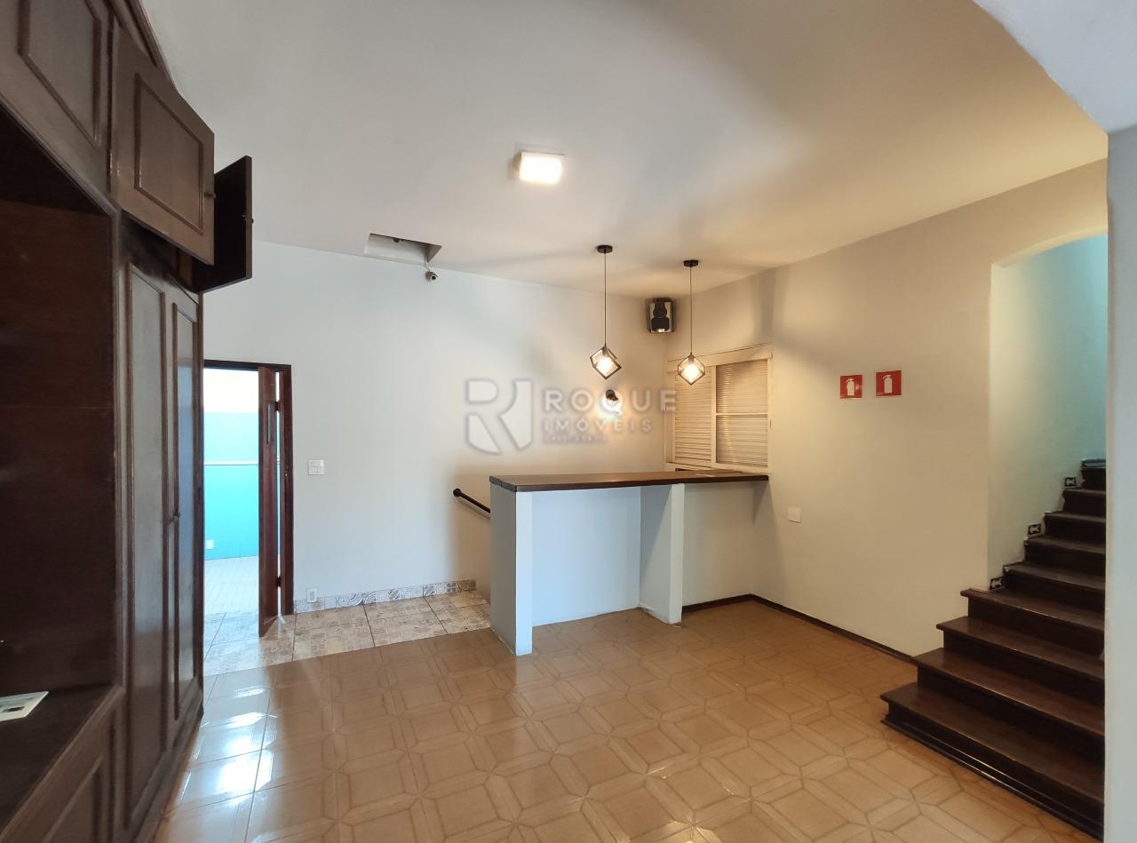 Casa Comercial à venda no bairro Vila Anita: Sala de TV 