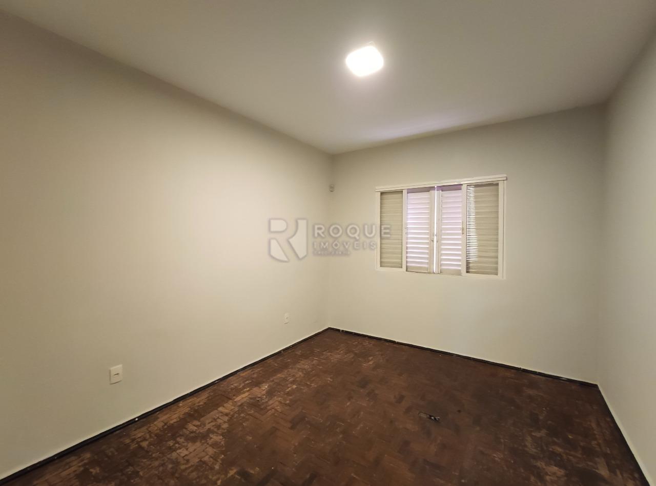 Casa Comercial à venda no bairro Vila Anita: Dormitório 2 segundo andar