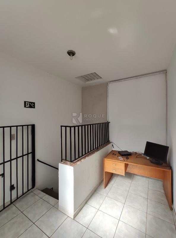 Casa Comercial à venda no bairro Vila Anita: Escritório 