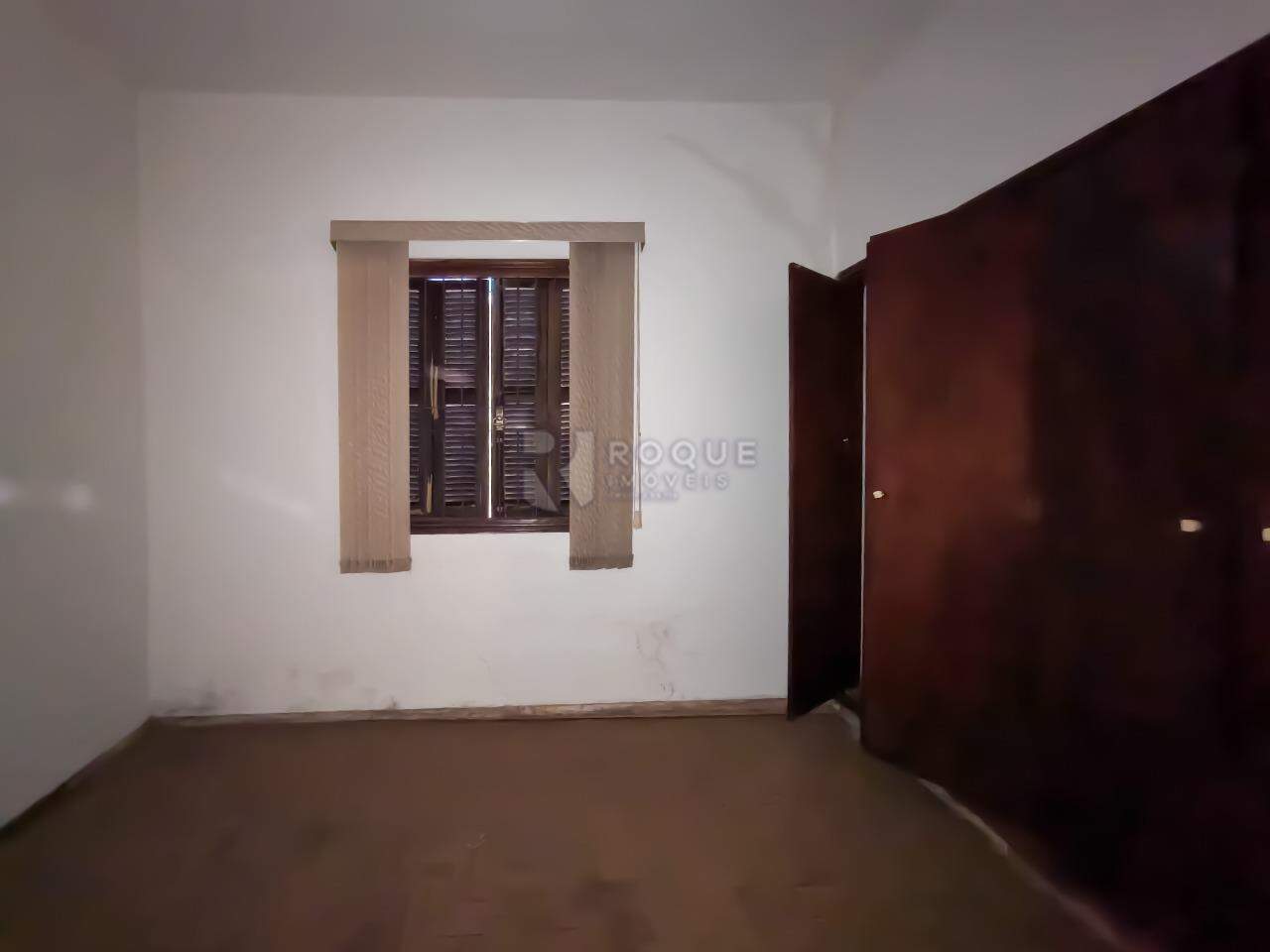Casa com salão à venda no bairro Centro: DORMITÓRIO 3